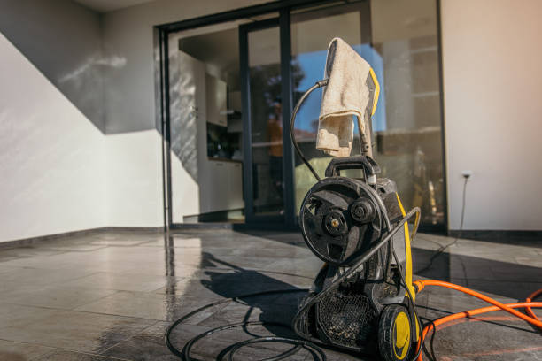 Spring Cleaning in Roslyn Estates, NY
